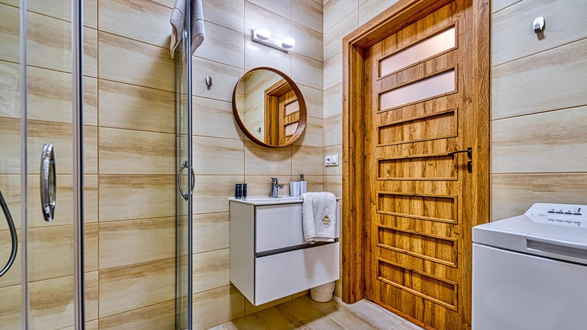 Z Basenem I Saunami Stone Hill Vip Centrum By Royal Aparts Appartamento