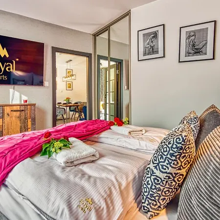 Apartamenty Z Basenem I Saunami Stone Hill Resort Vip Centrum By Royal Aparts Szklarska Poręba Esterno foto