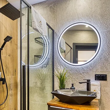 Apartamenty Z Basenem I Saunami Stone Hill Resort Vip Centrum By Royal Aparts Szklarska Poręba Esterno foto