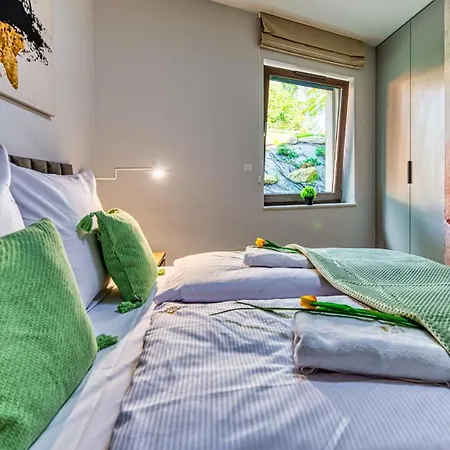 Apartamenty Z Basenem I Saunami Stone Hill Resort Vip Centrum By Royal Aparts Szklarska Poręba Esterno foto