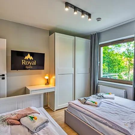 Apartamenty Z Basenem I Saunami Stone Hill Resort Vip Centrum By Royal Aparts Szklarska Poreba Exterior photo