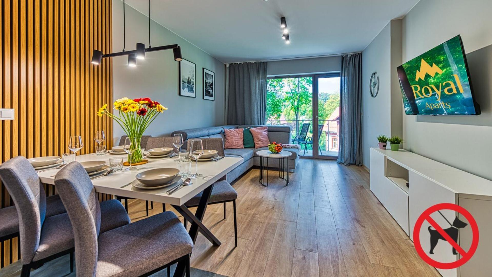 Z Basenem I Saunami Stone Hill Vip Centrum By Royal Aparts Apartamento